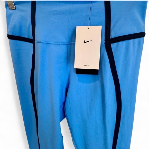 Nike Dri-FIT Light Blue Activewear - Picture 2 of 7